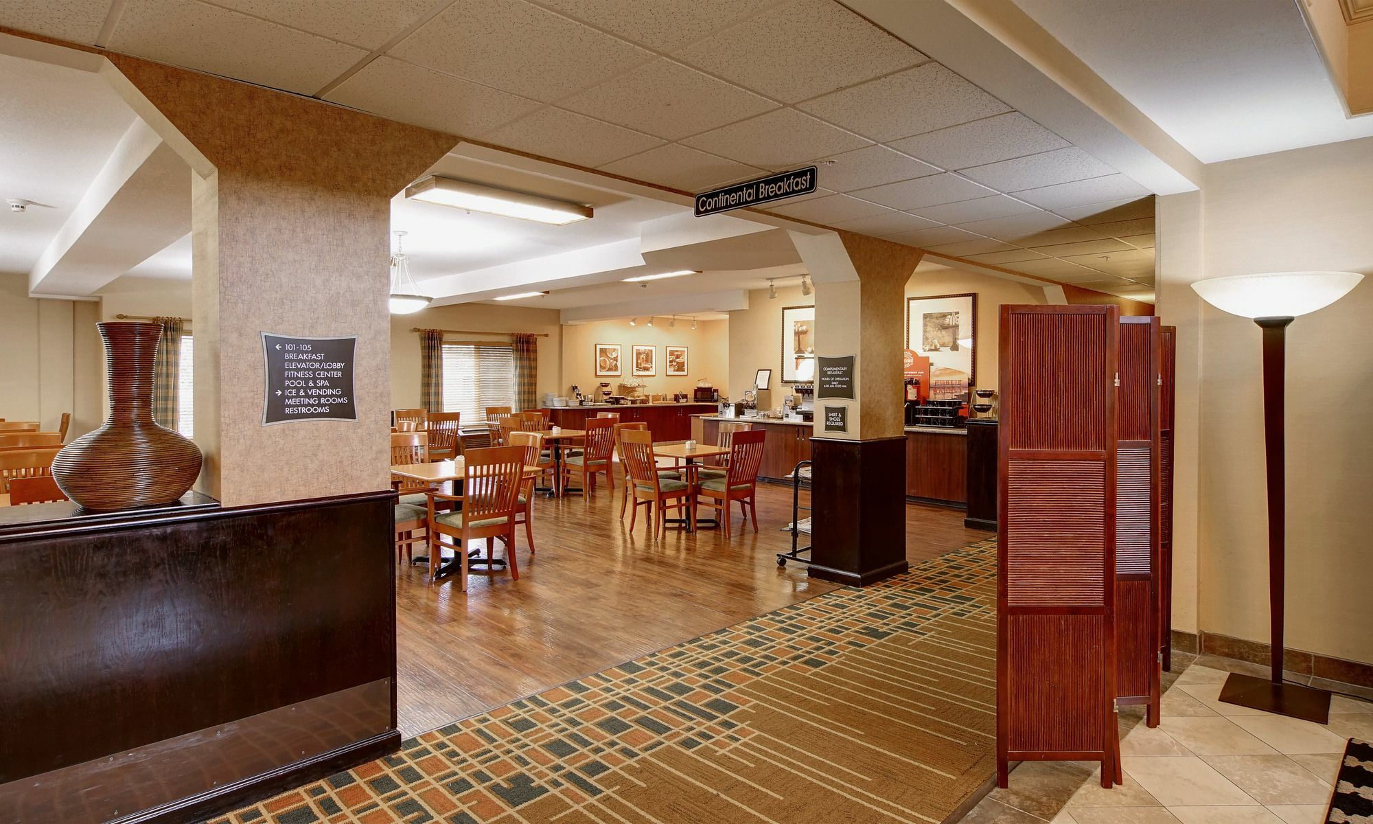Phoenix Inn Suites Олбани Екстериор снимка